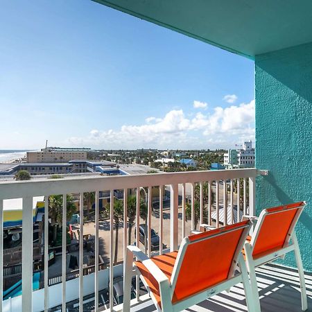 Comfort Inn & Suites Daytona Beach Oceanfront Exteriör bild
