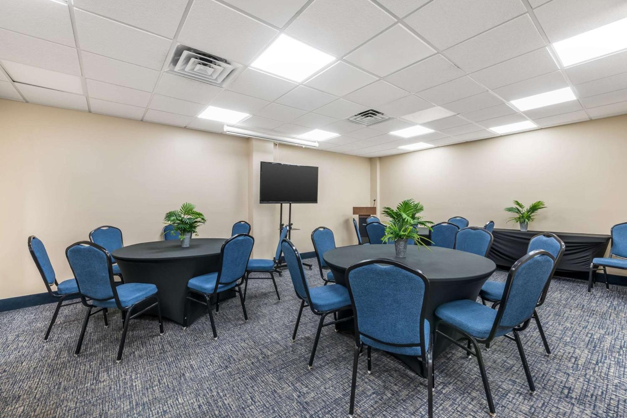 Comfort Inn & Suites Daytona Beach Oceanfront Exteriör bild