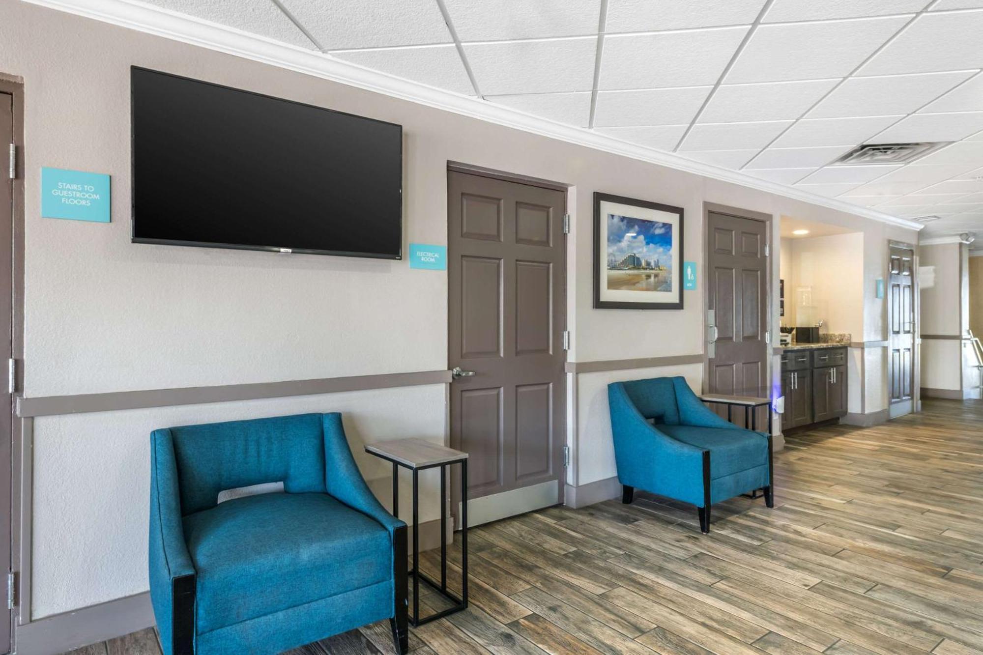 Comfort Inn & Suites Daytona Beach Oceanfront Exteriör bild