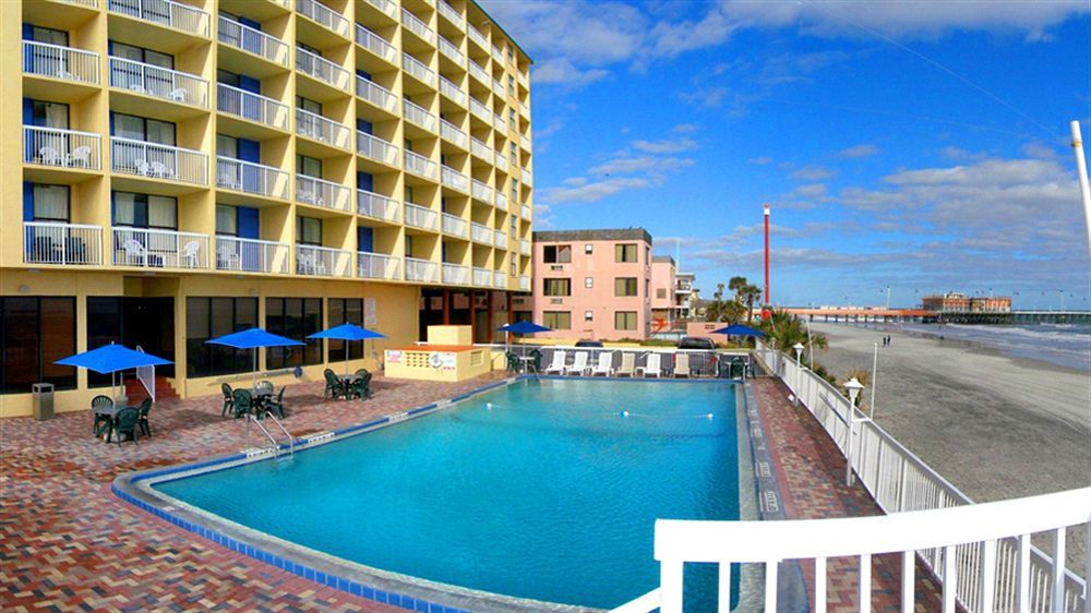 Comfort Inn & Suites Daytona Beach Oceanfront Exteriör bild